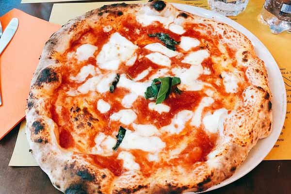 Photo of a classic margherita pizza